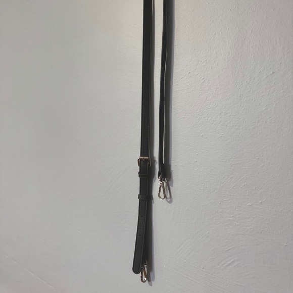 Gray Handbag with Silver Handles - Picture 6 of 6